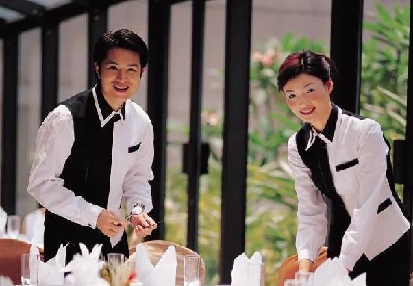 餐饮生意不景气一定要做够这18条!起死回生!